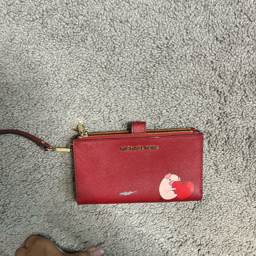 mk wristlet